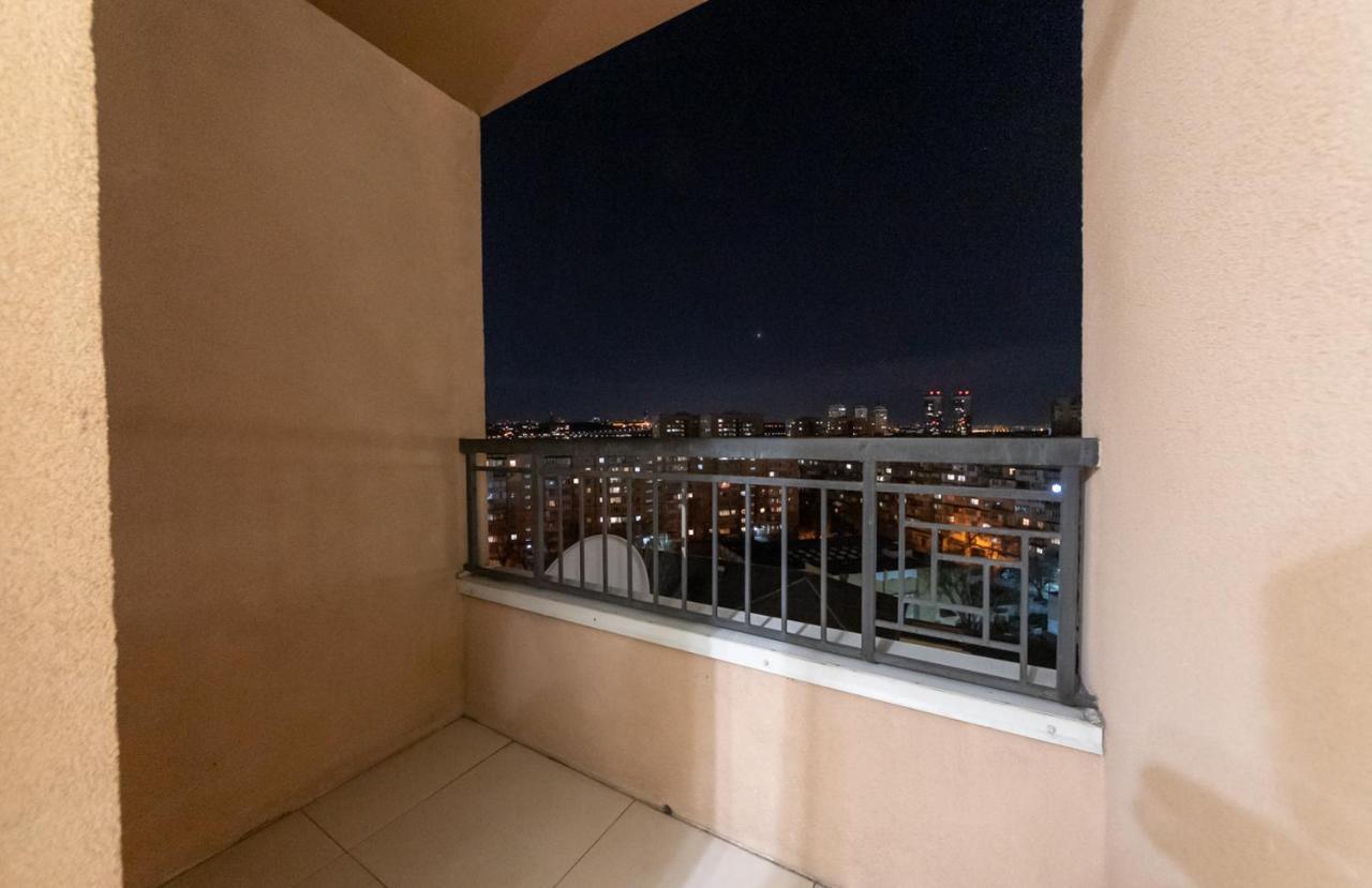 Видові 1К-2К Апартаменти 11,15, 23 Поверхи Kyiv Exterior photo